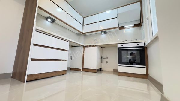 Cantan Emlaktan Akçay İkizçayda Lüks Ön Cephe Daire