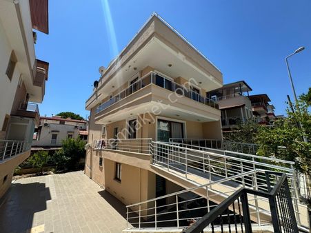 Denize Yürüme Mesafesinde 3+1 Villa (gözütok Emlak)