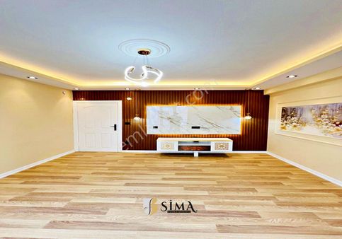 Sima Yapı'dan Merkezi Konumda Balkonlu 2+1 Dekorlu Satılık Daire