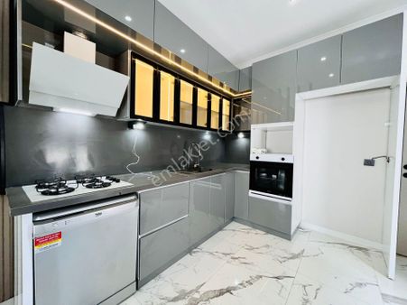 Yükselden Satılık Hayattan Keyif Almak İçin Kızılkeçilide 1+1 Lüx Villa