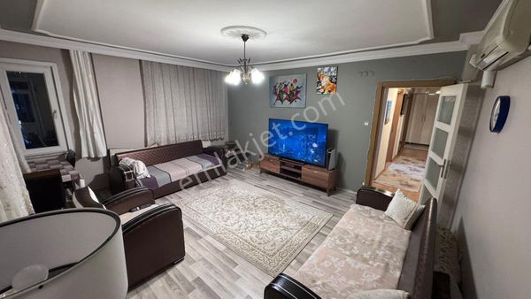 Avcılar Üniversite Mahallesi İlcan Sitesinde Masrafsız 3+1 Satılık Daire