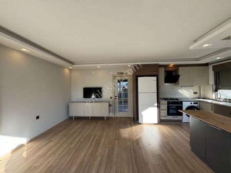 Yeni Emekte Katta Kombili Beyaz Eşyalı Kiralık 1+1