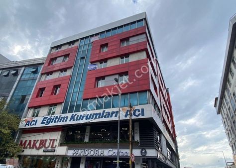 Bağcılar Meydana Yakın 650m2 6.kat Kiralık İş Yeri