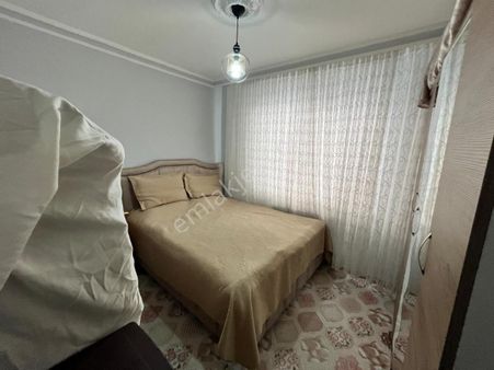 İstasyon Mah.de 1.kat Geniş Teraslı 3+1ful Yapılı Daire