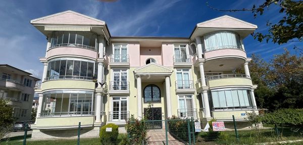 Durmuşoğlundan Akçay Yasa Avm Arkası 3+1 Daire