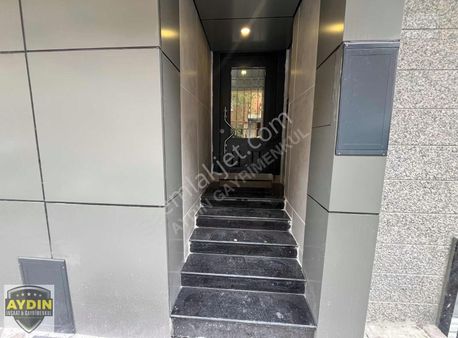 Aydın İnş Uğurmumcu Mh. 3+1 Sıfır Güney Cephe Yüksek Giriş Daire