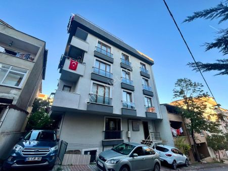 Atatürk Mh. Metroya 10 Dk Mesafede Satılık 2.5+1