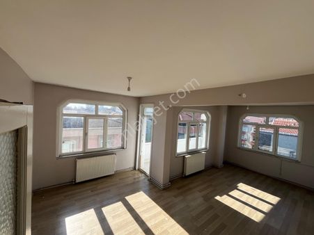Cebeci Mah 2+1 95 M2 4. Kat Hasekiye 5 Dk Kiralık Daire