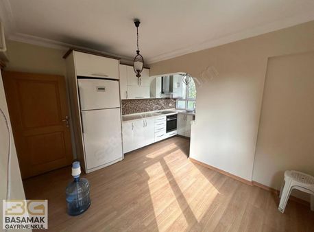 Basamak Gayrimenkul'den Satılık 2,5+1 Satılık Arakat Daire