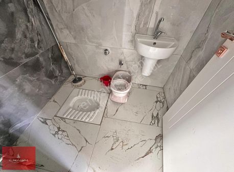 İlkadımdan Ovacık Merkezde Güney Cephe Ekstra Yapılı Sitede 4+1