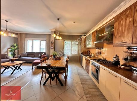 Batıkent Kardelen Mahallesi Akkent 1 Sitesinde Yapılı 3+1