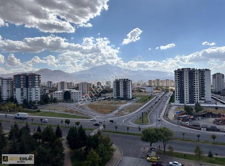 Altın Emlak Fed Gökkent Mahallesinde Ara Kat Kıralık 3+1 Daire