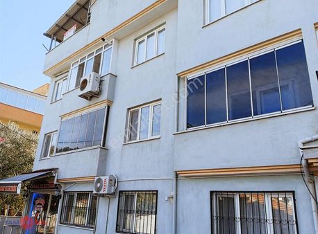 Dikili İsmetpaşa'da 3+1 Satılık Ara Kat Daire