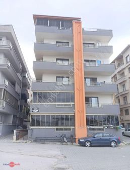 Dikili İsmetpaşa'da Satılık 3+1 Daire,ayrı Mutfak,çift Balkon!!!