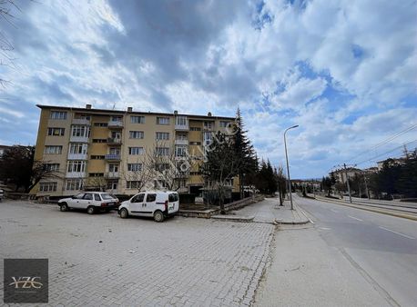 Yzg'den Yenikent Fen Lisesi Karşısı Arakat Çift Cephe 90m 2+1