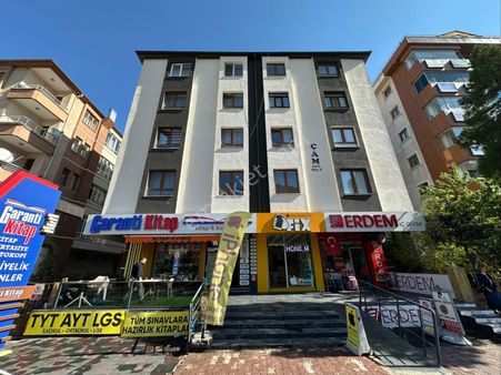 Kayseriparkın Karşısında 3+1 Satılık Kombili Daire