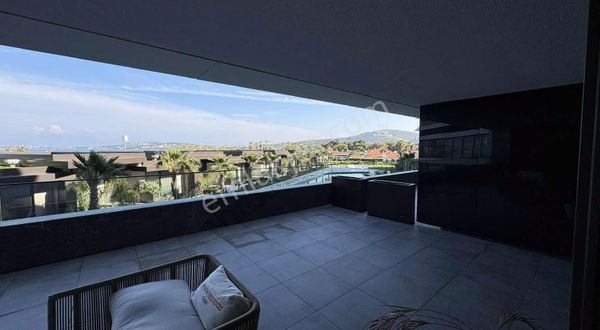 Çeşme Ilıca Swiss Otel Denize Sıfır Lüks Kiralık Rezidans