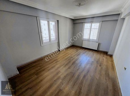 Doğalgazlı Metro Üzerinde Xxl Daire