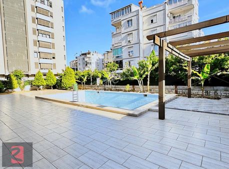 Lara Fener'de Havuzlu D.gazlı Eşyalı Kiralık 2+1 Daire