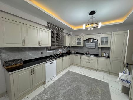 Rota'dan Winstown Avm Yanı Saray Yavrusu 4.5+1 Daire