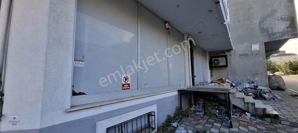 Sultanbeyli Adil Mahallesinde Satılık 110m² Dükkan