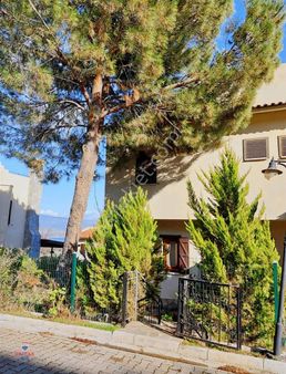 Milas Kıyıkışlacık Denize Sıfır Site İçi Satılık Villa