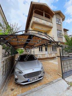 Sakarya Mahallesi Satılık 8+2+ Teraslı 706m2 Müstakil Ev