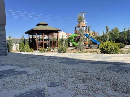 Selahaddini Eyyübi Mah Satılık 3+1 Ebeveyn Banyolu Satılık