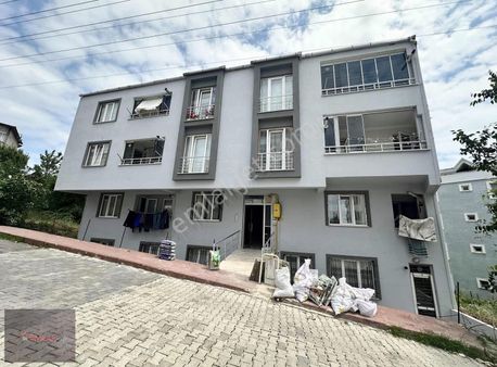 Emlakkent'ten Merkezi Konumda Eşyalı 1+1 Daire