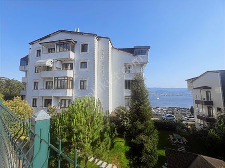 Tüm Odaları Deniz Manzaralı Bahçe Dubleksimiz Satılıktır