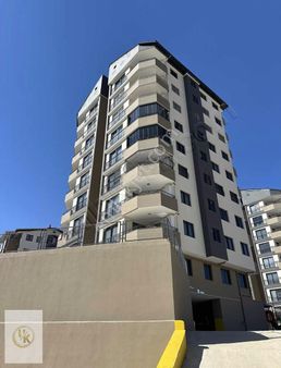 Kabasakal Esentepe Mevki Havuzlu Site İçi 4+1 Satılık Daire