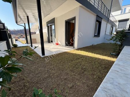 Seferihisar Payamlı'da Bahçeli Sıfır Yapı Satılık 2+1 Ruhsatlı Villa