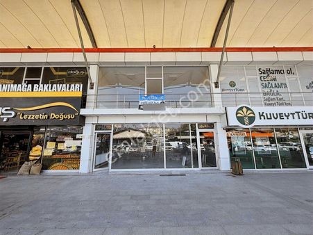 Karesi Avm De Merkezi Bir Konumda Kiralık Dükkan