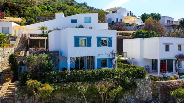 Bodrum Gümüşlük Berrgruen 2 Sit. 3+1 Manzaralı Villa