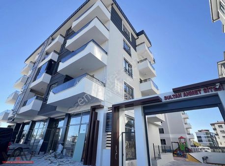 Meram Uluğbey Mahallesi 3+1 Site İçi Lüks Ferah Daire