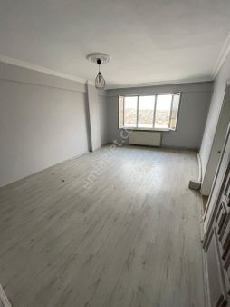 Kağıthane Gültepe Mesleki Ve Teknin Anadolu Lisesi Karşısı 2+1 Kiralık Daire