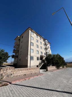 Erkilet Osmangazi Mahallesinde Satılık 3+1 Daire