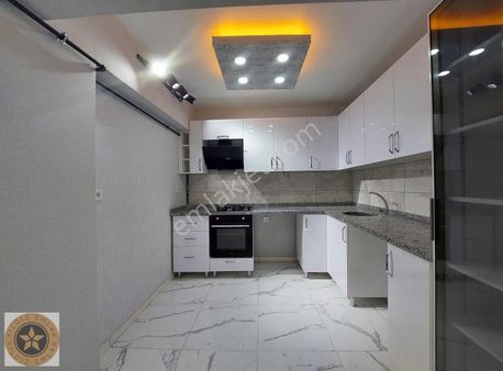 Selçuklu Mh.3+1 Ultra Lüks Yapılı Giriş Kat Yeni Bina