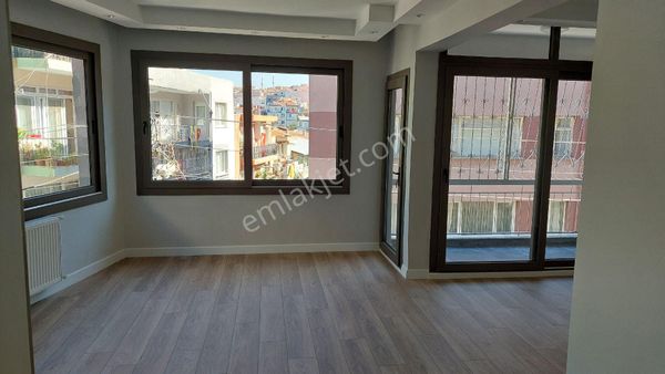 Hatay Nokta 213 Sokakta 3+1,120m2,dogalgazlı,arakat,çift Cepheli,full Tadilatlı Satılık Daire.