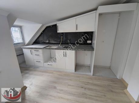 Güneyden Tülin Cad. Sıfır Binada Karanlık Odasız Teras Katı 2+1.
