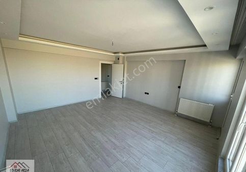 Arda Emlak Ofisinden Eski Toki Mevkiinde Açık Otoparklı Sıfır Lüks Daire