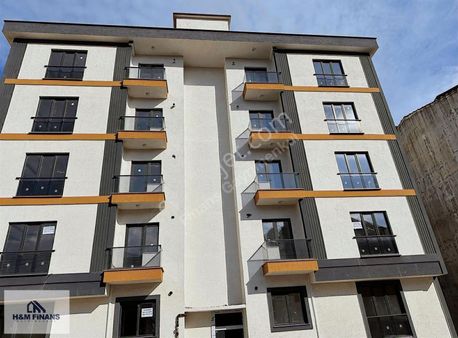 Ümraniye Yukarı Dudullu Esenkent Mah'de 2+1 Satılık Daire