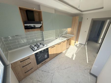 💥 Güç Gayrimenkul'den Akçay'da Ara Kat Ebeveyn Banyolu Asansörlü Lüx Satılık 2+1 Daire