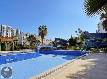 Bee'den Site İçerisinde Denize 150mt Geniş Oturumlu 3+1