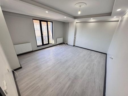 Lale Yapı'dan Cebeci Mah 2+1 100m² Haseki-belediyenin Dibinde Sıfır Ebeveyn Banyolu Ara Kat Daire