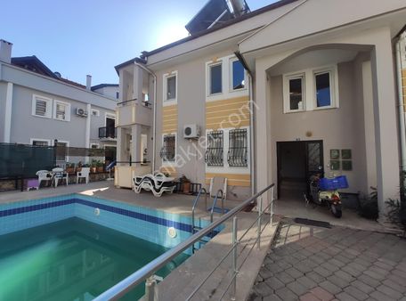 Stop’tan Foçada Havuzlu Sitede 4+1 Daire