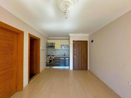 Dora'dan Akçay'da Öncephe & Doğalgazlı Satılık 1+1 Daire