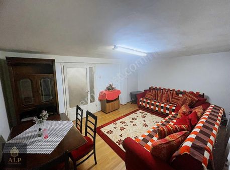 Alp Gayrimenkul'den Demetevlerde Eşyalı 2+1 Kiralık Daire