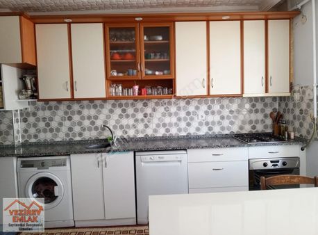 Vezirev Emlaktan Çarşı Merkez 3+1 Daire