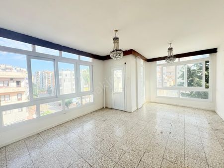 Prestij'den Pirireis'te Köşe Başı Tertemiz Ferah 3+1 Daire